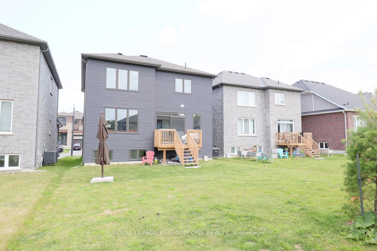 Photo 41 of 13 Simona Avenue, Wasaga Beach — HOMEH