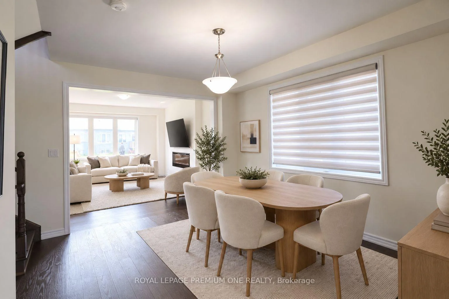 Photo 8 of 13 Simona Avenue, Wasaga Beach — HOMEH