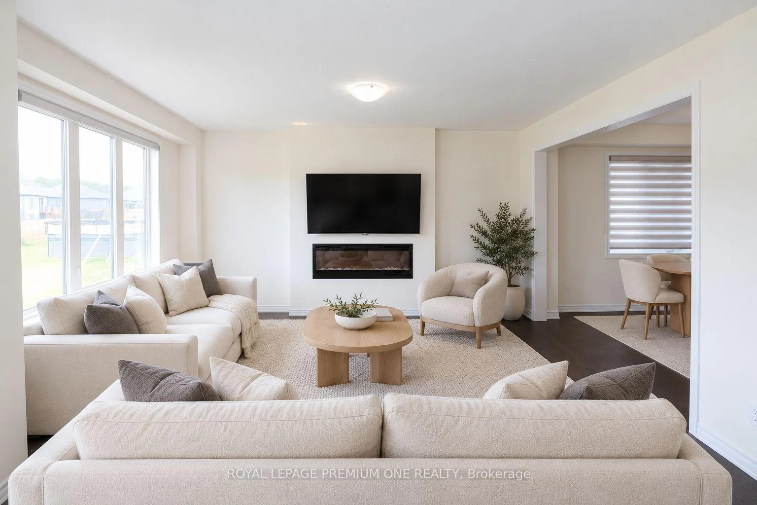Photo 12 of 13 Simona Avenue, Wasaga Beach — HOMEH
