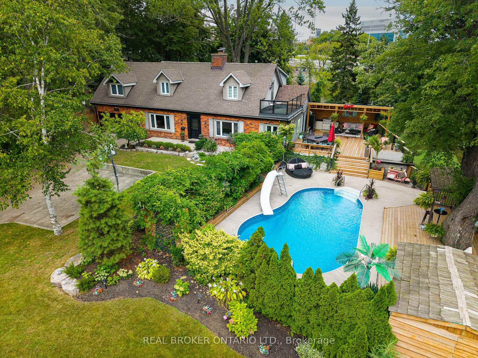 Photo 13 of 413 Indian Road, Burlington, LaSalle — HOMEH