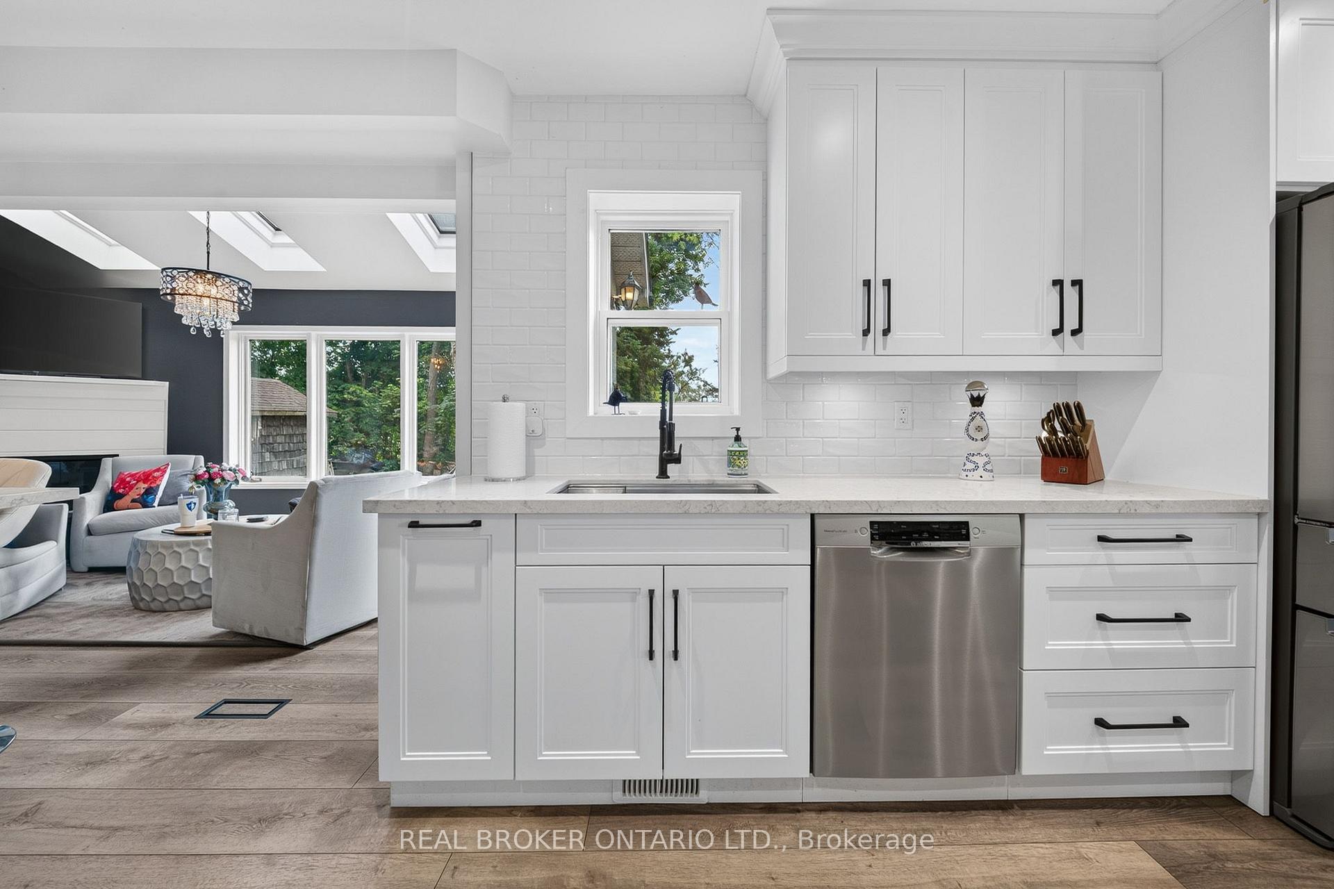 Photo 28 of 413 Indian Road, Burlington, LaSalle — HOMEH