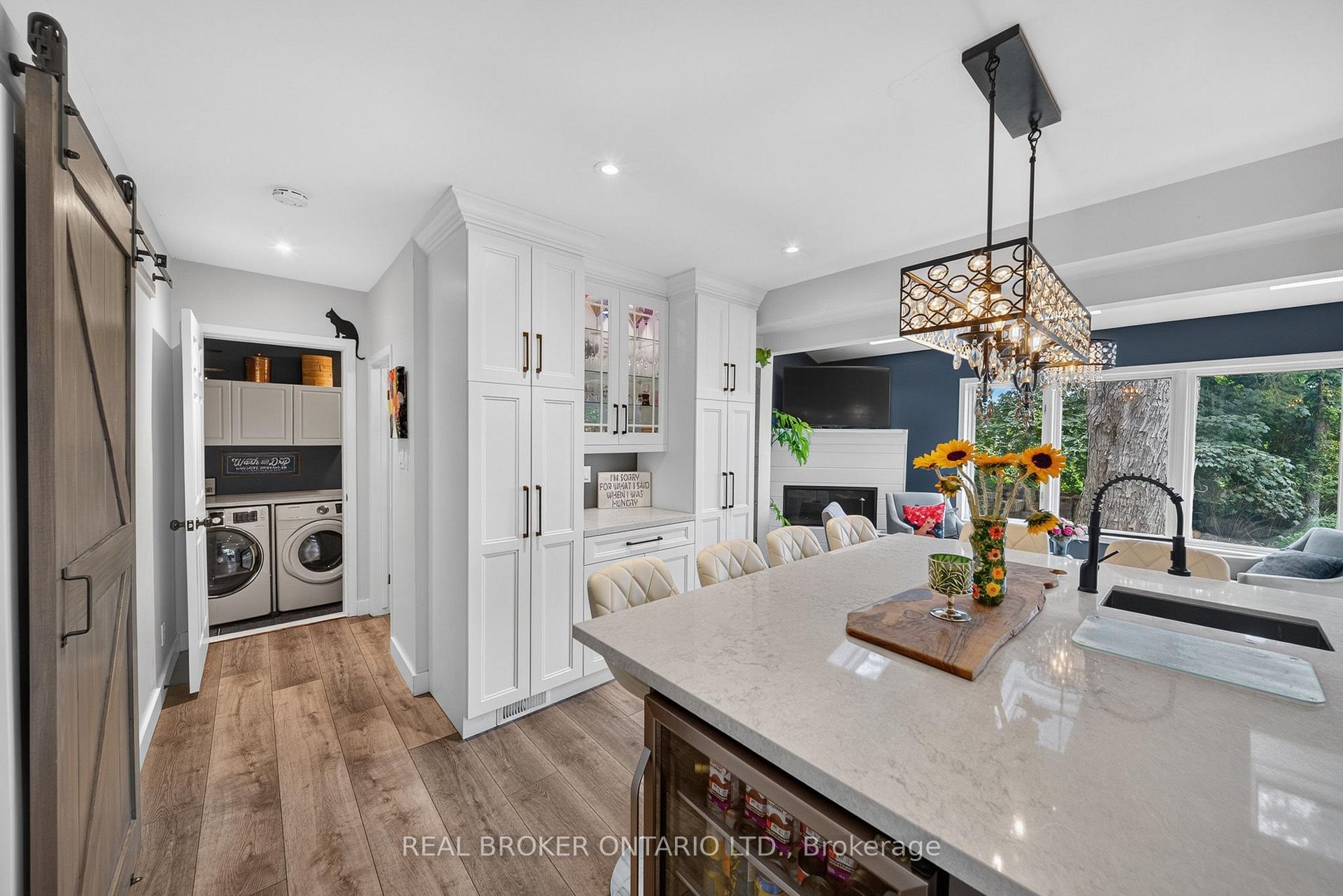 Photo 32 of 413 Indian Road, Burlington, LaSalle — HOMEH