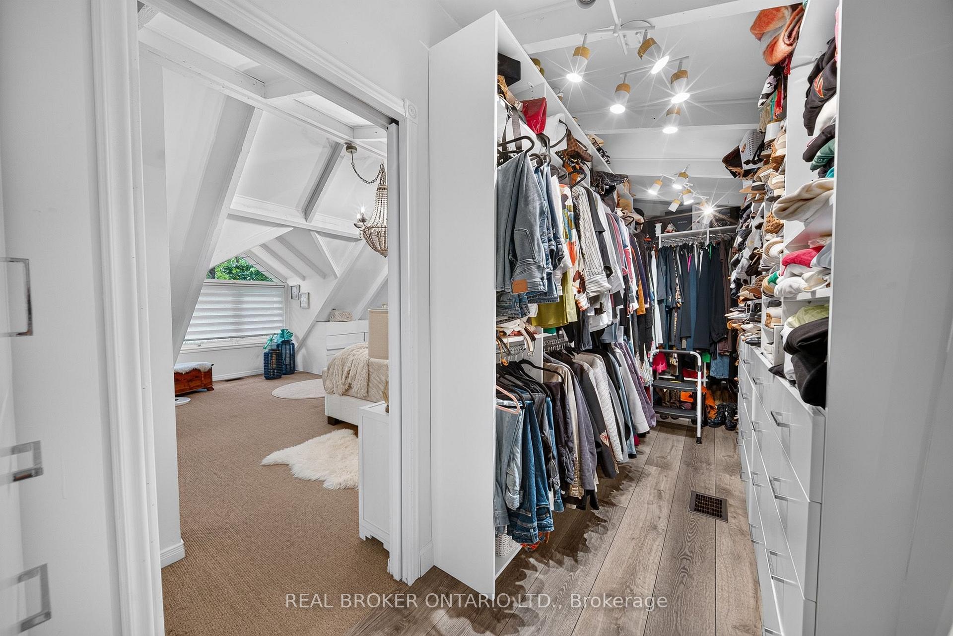 Photo 41 of 413 Indian Road, Burlington, LaSalle — HOMEH
