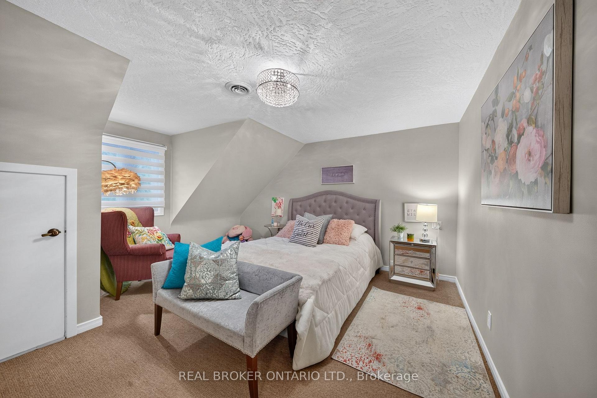 Photo 47 of 413 Indian Road, Burlington, LaSalle — HOMEH
