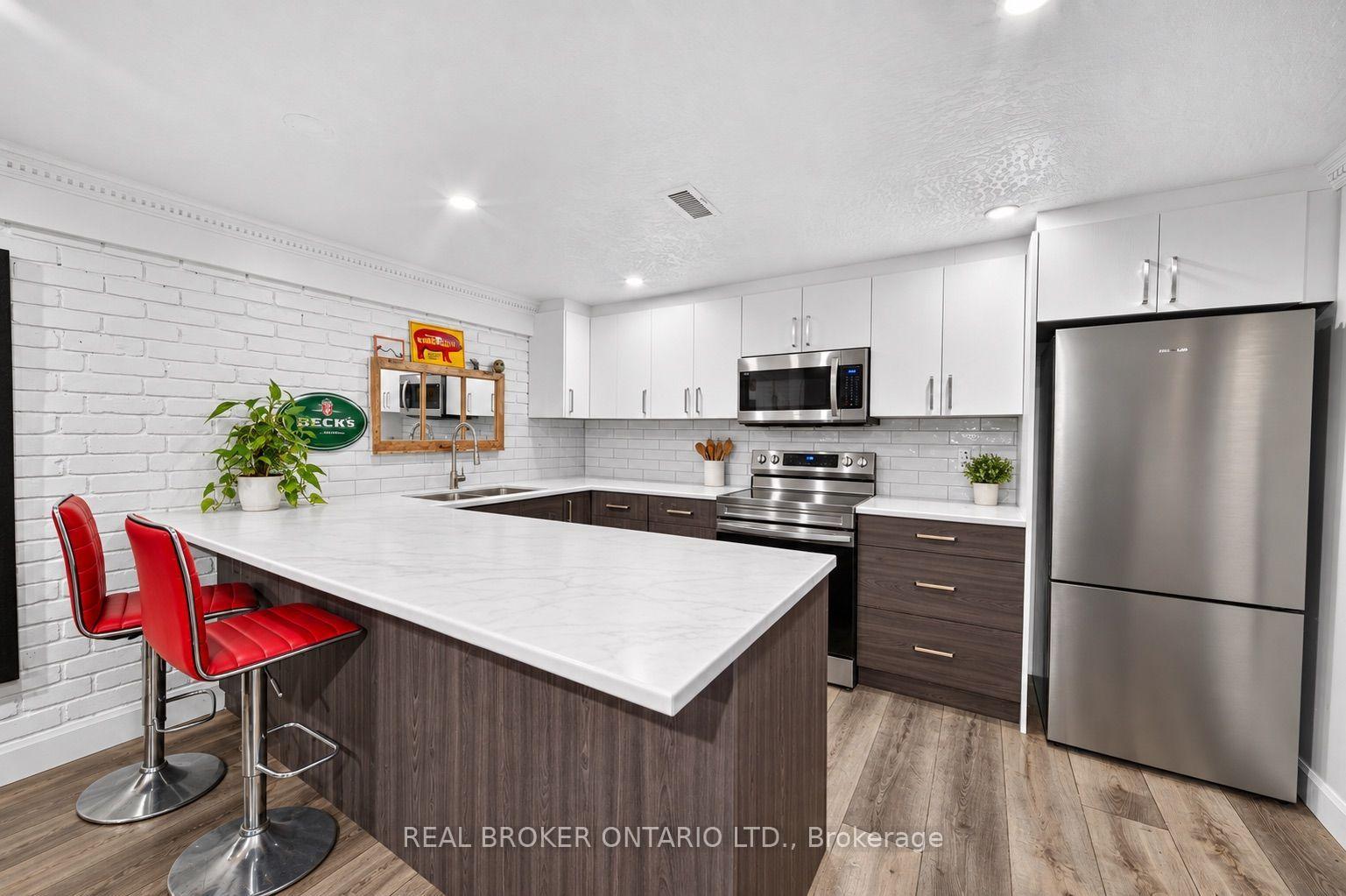 Photo 50 of 413 Indian Road, Burlington, LaSalle — HOMEH