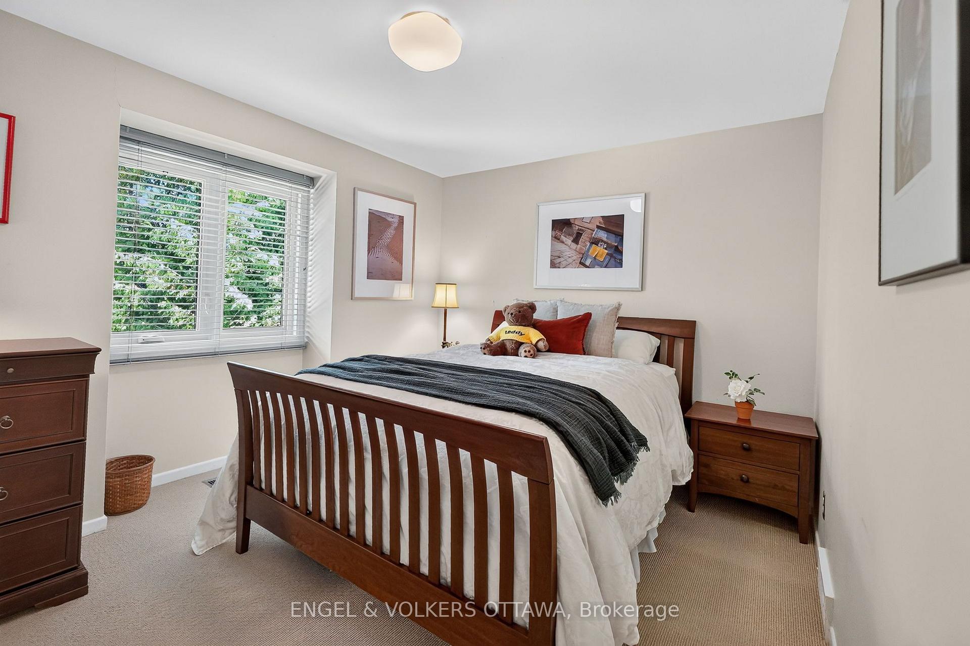 Photo 27 of 1907 Fairmeadow Crescent, Ottawa, Guildwood Estates - Urbandale Acres — HOMEH