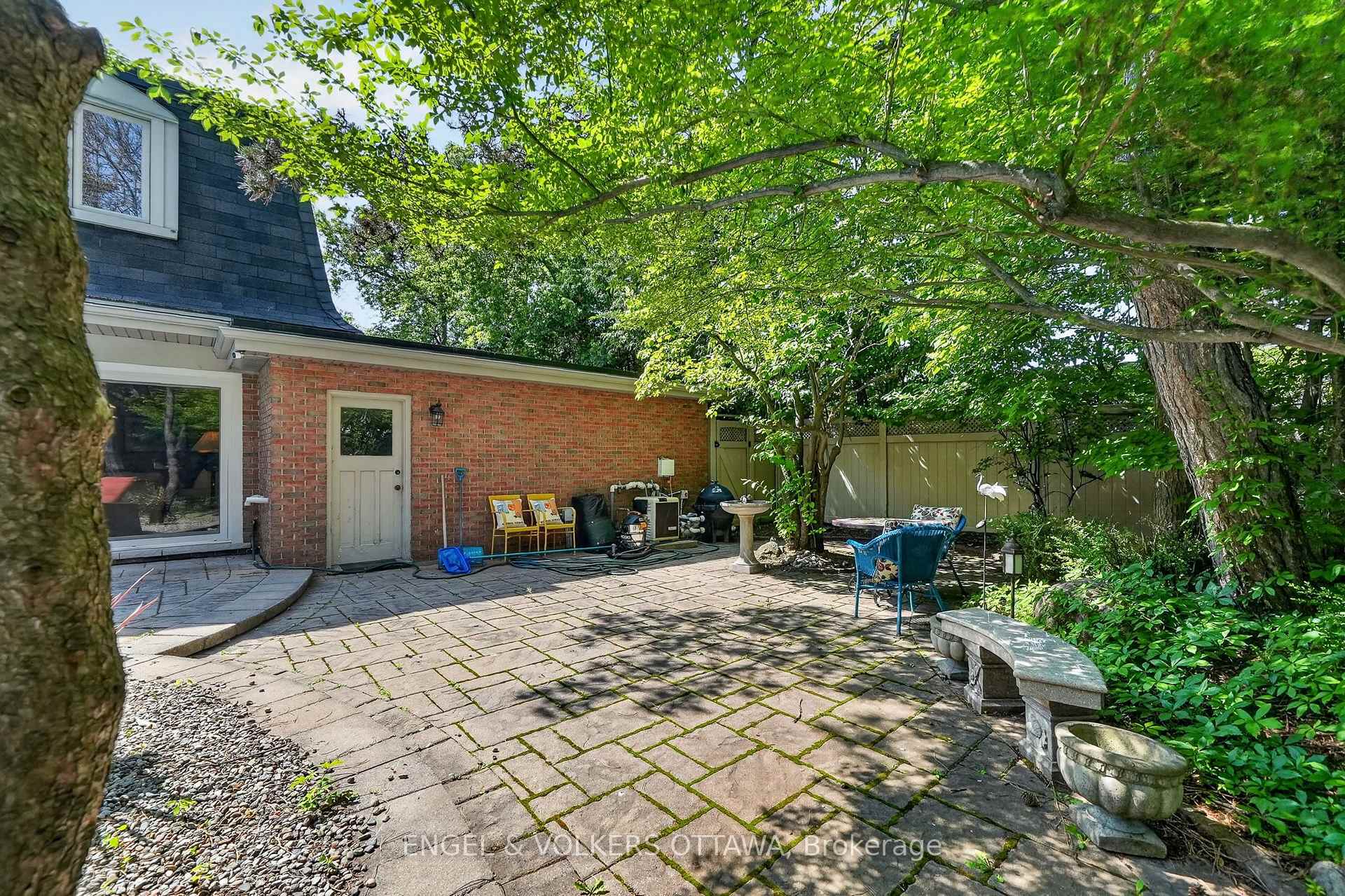 Photo 43 of 1907 Fairmeadow Crescent, Ottawa, Guildwood Estates - Urbandale Acres — HOMEH