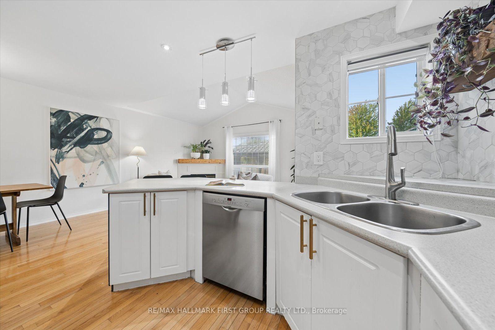 Photo 19 of 67 Epps Crescent, Ajax, Central — HOMEH