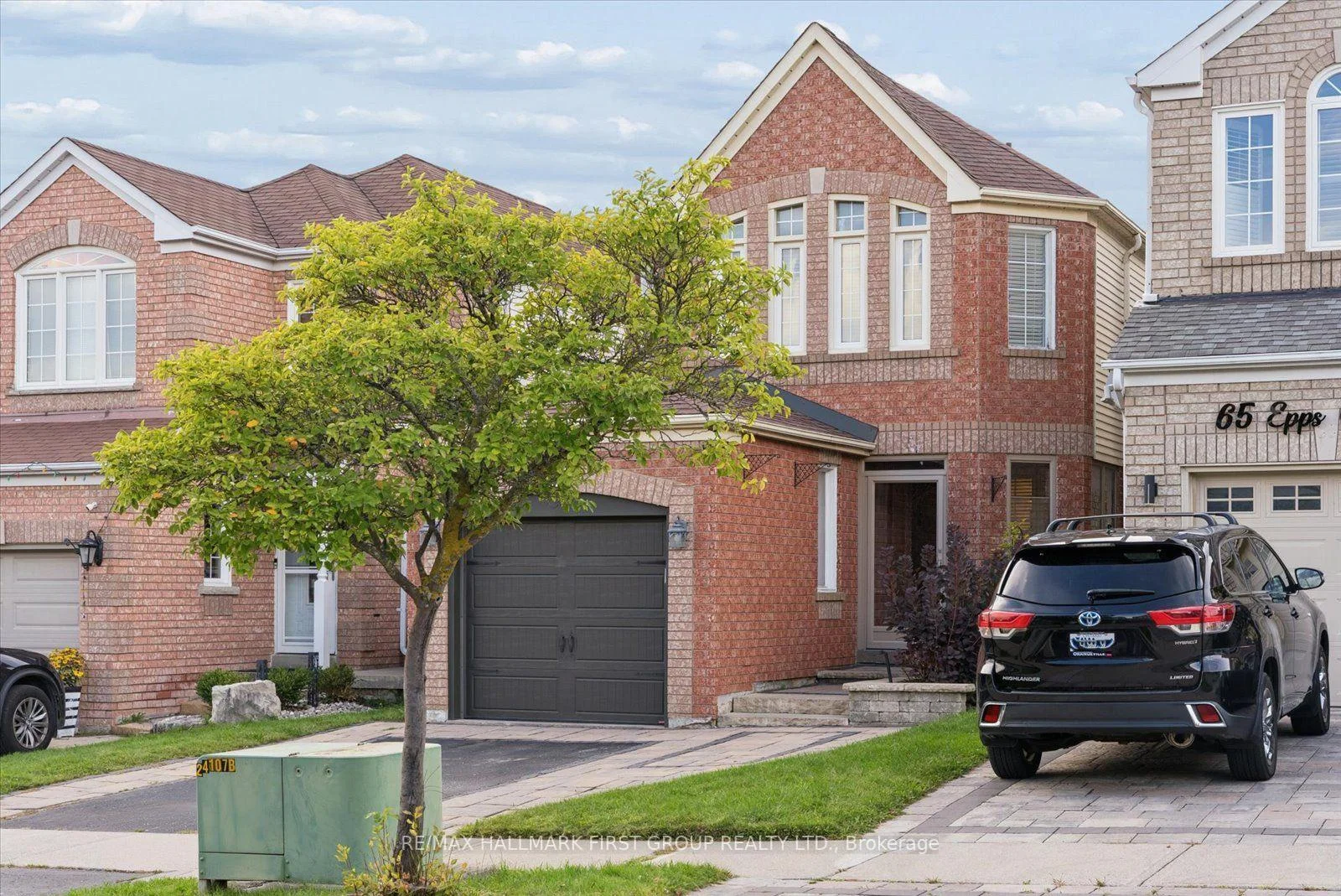 Photo 5 of 67 Epps Crescent, Ajax, Central — HOMEH