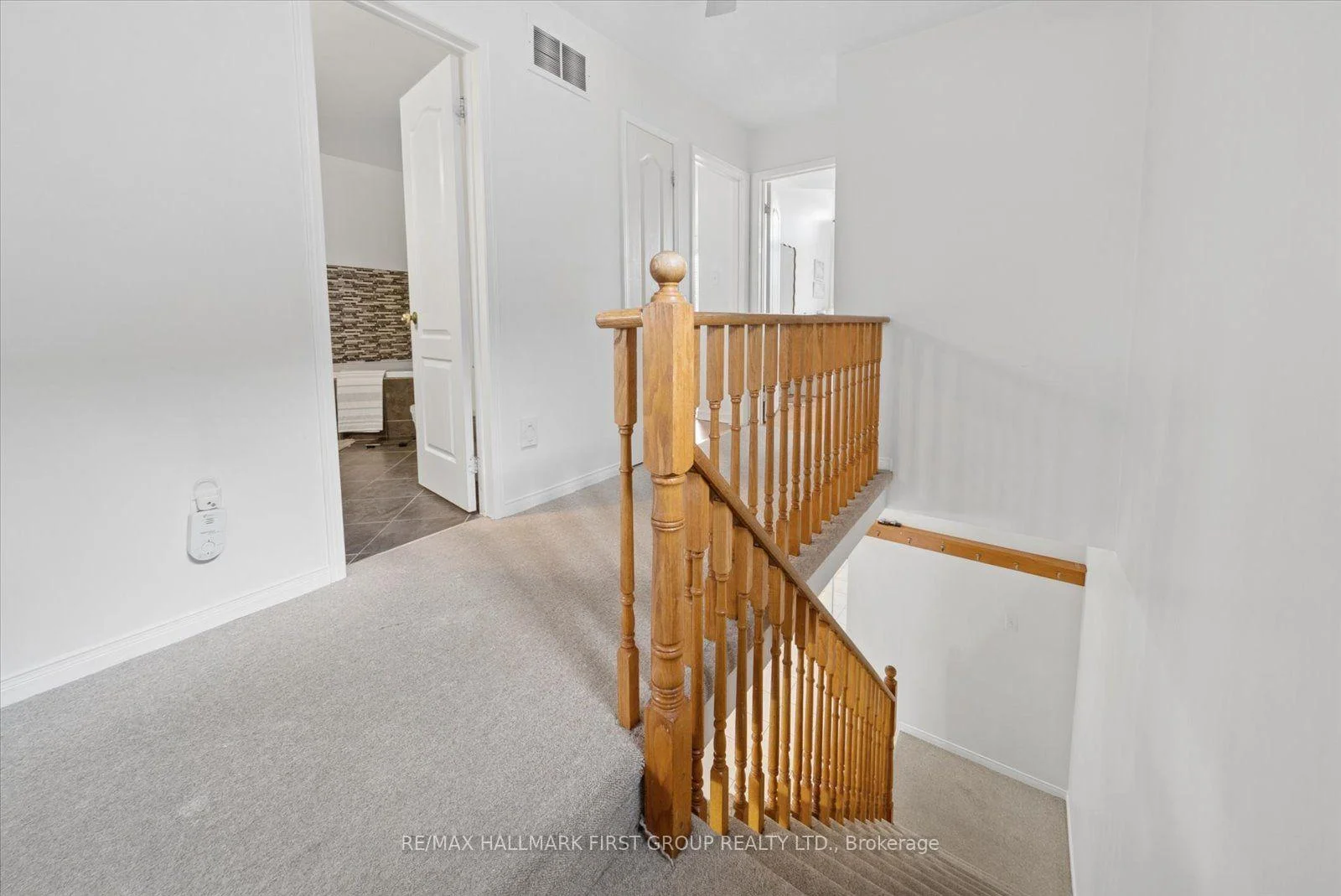 Photo 26 of 67 Epps Crescent, Ajax, Central — HOMEH