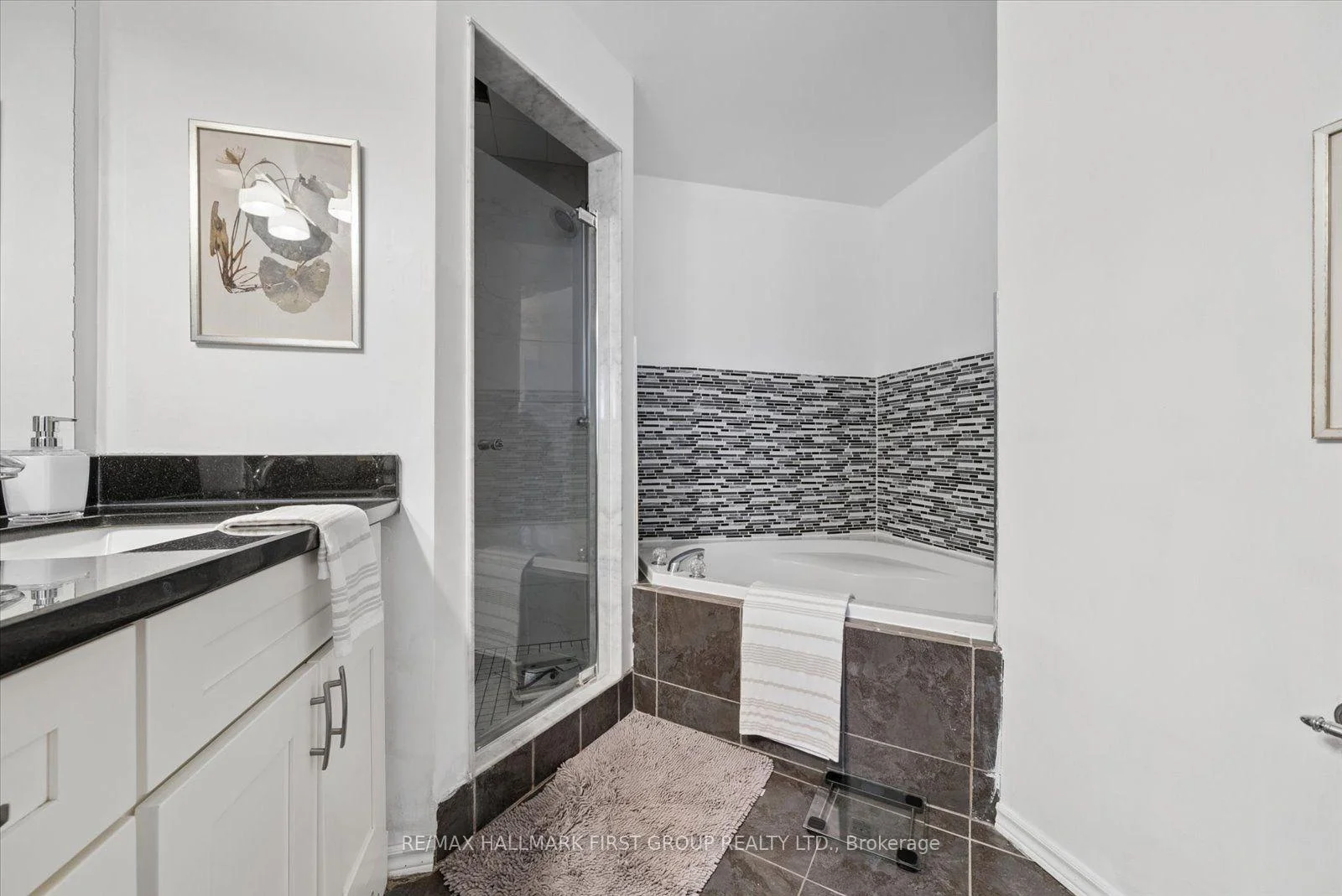 Photo 30 of 67 Epps Crescent, Ajax, Central — HOMEH