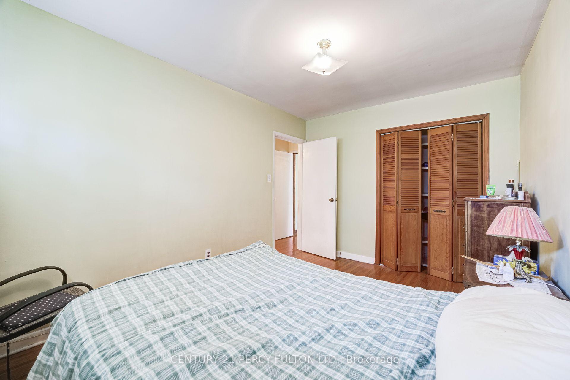 Photo 15 of 23 Shier Drive, Scarborough, Woburn — HOMEH