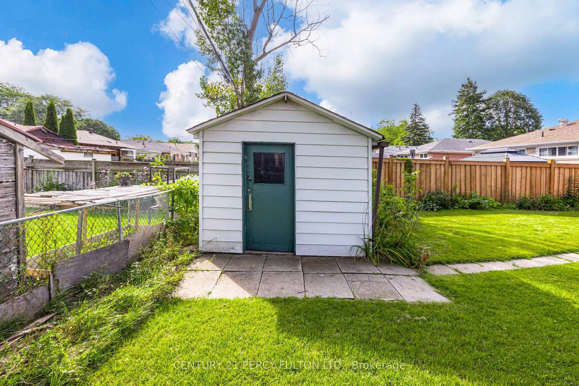 Photo 37 of 23 Shier Drive, Scarborough, Woburn — HOMEH