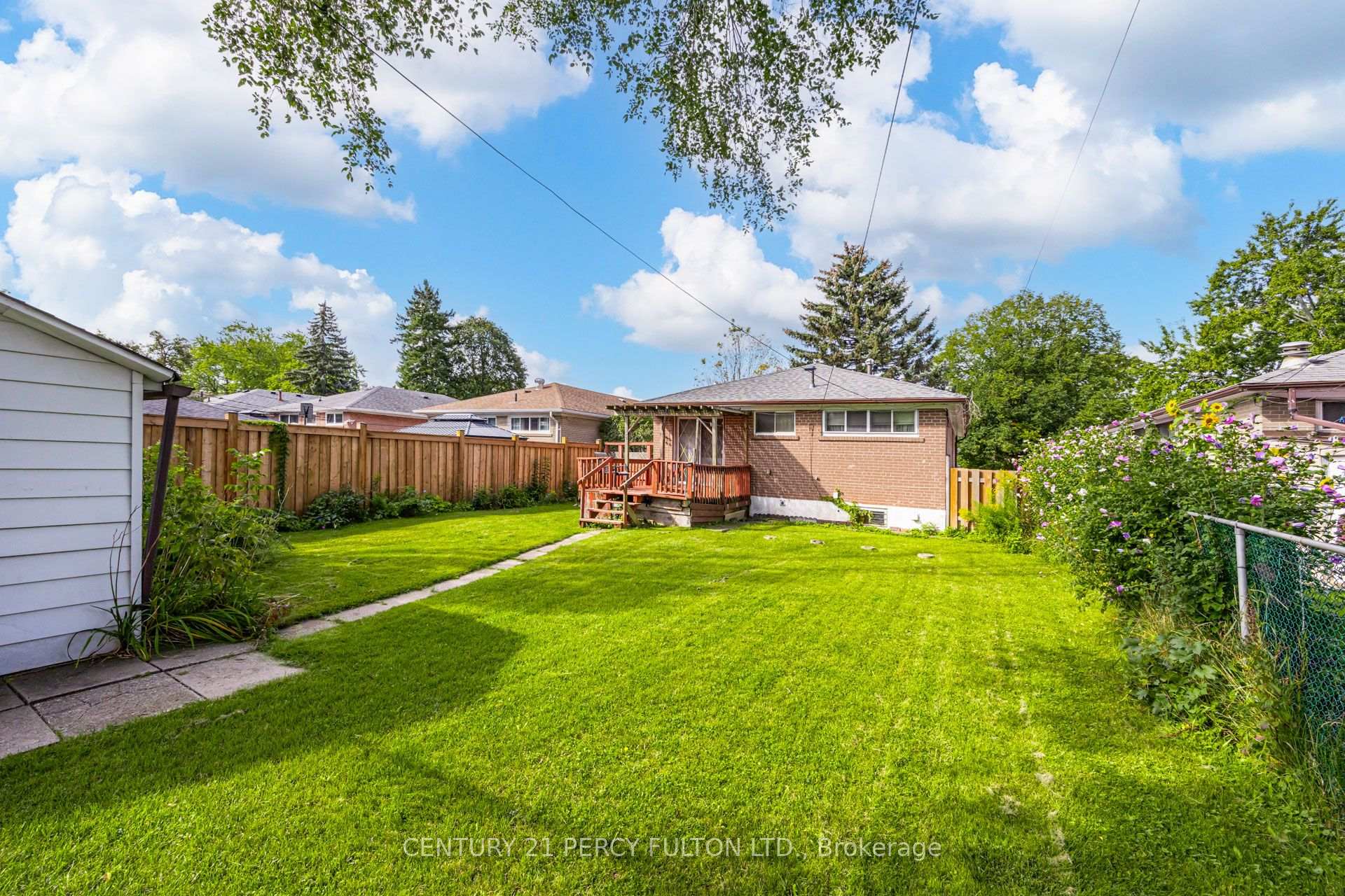 Photo 38 of 23 Shier Drive, Scarborough, Woburn — HOMEH