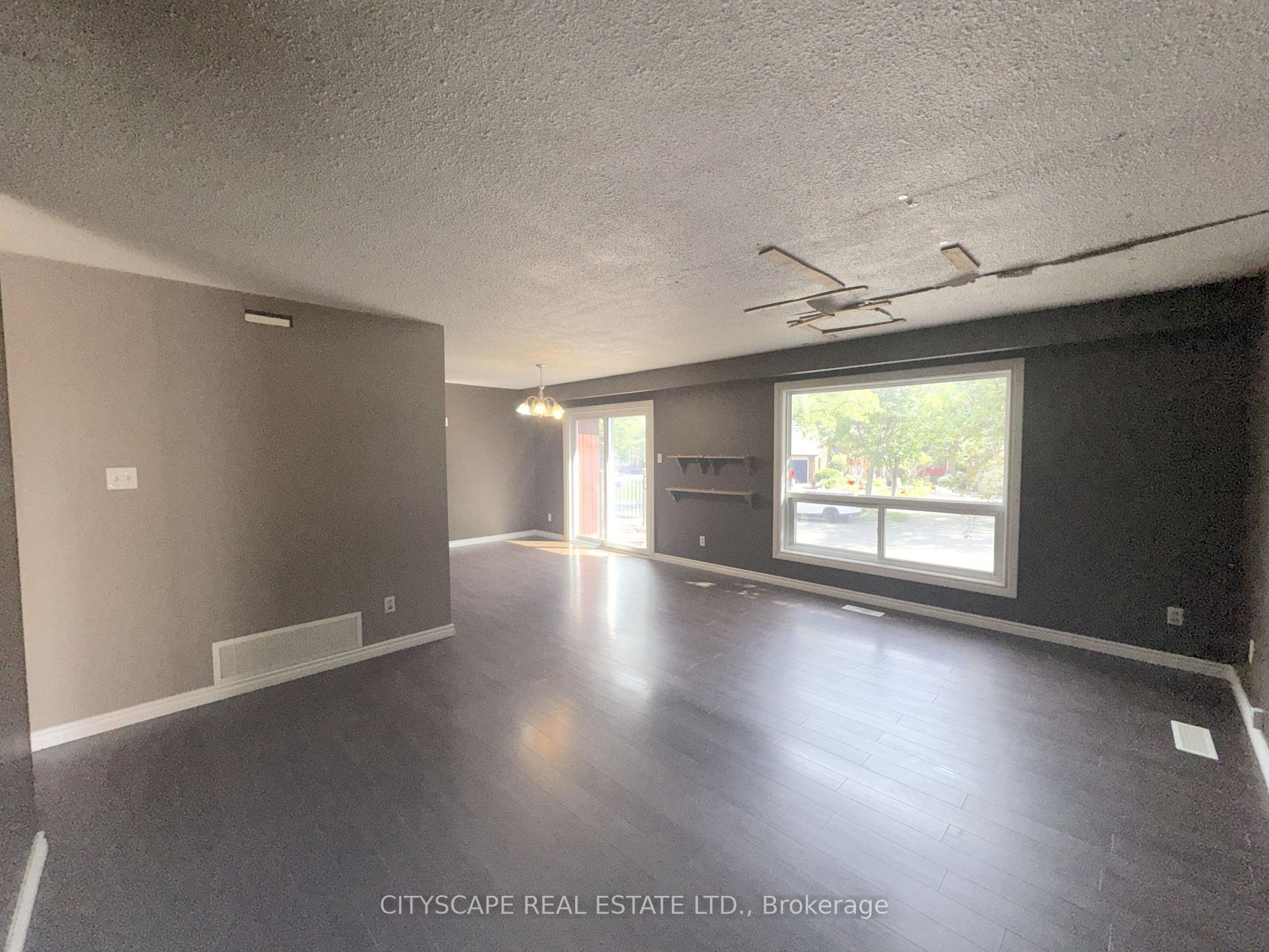 Photo 13 of 6087 Featherhead Crescent, Mississauga, Meadowvale — HOMEH