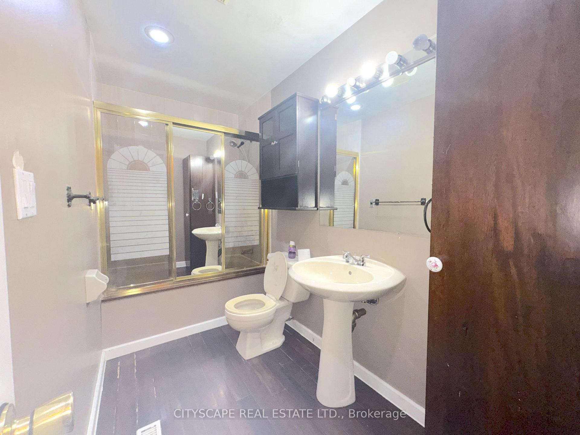 Photo 23 of 6087 Featherhead Crescent, Mississauga, Meadowvale — HOMEH