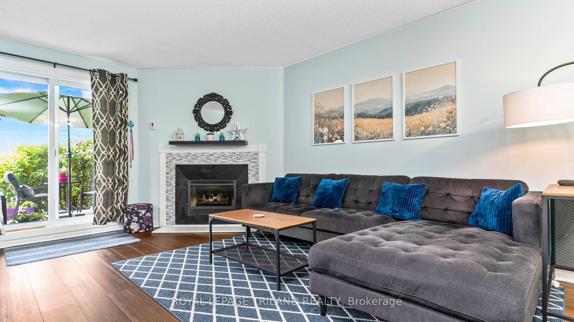 Photo 2 of Unit 116, 735 Deveron Crescent, London, South T — HOMEH