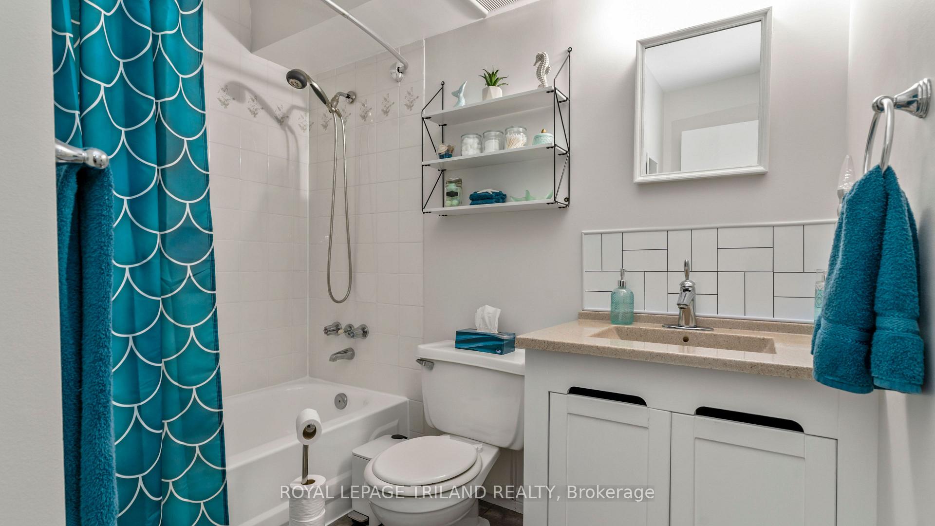 Photo 14 of Unit 116, 735 Deveron Crescent, London, South T — HOMEH