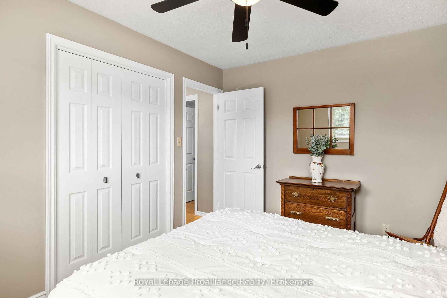Photo 15 of 25 Keller Drive, Belleville, Belleville Ward — HOMEH
