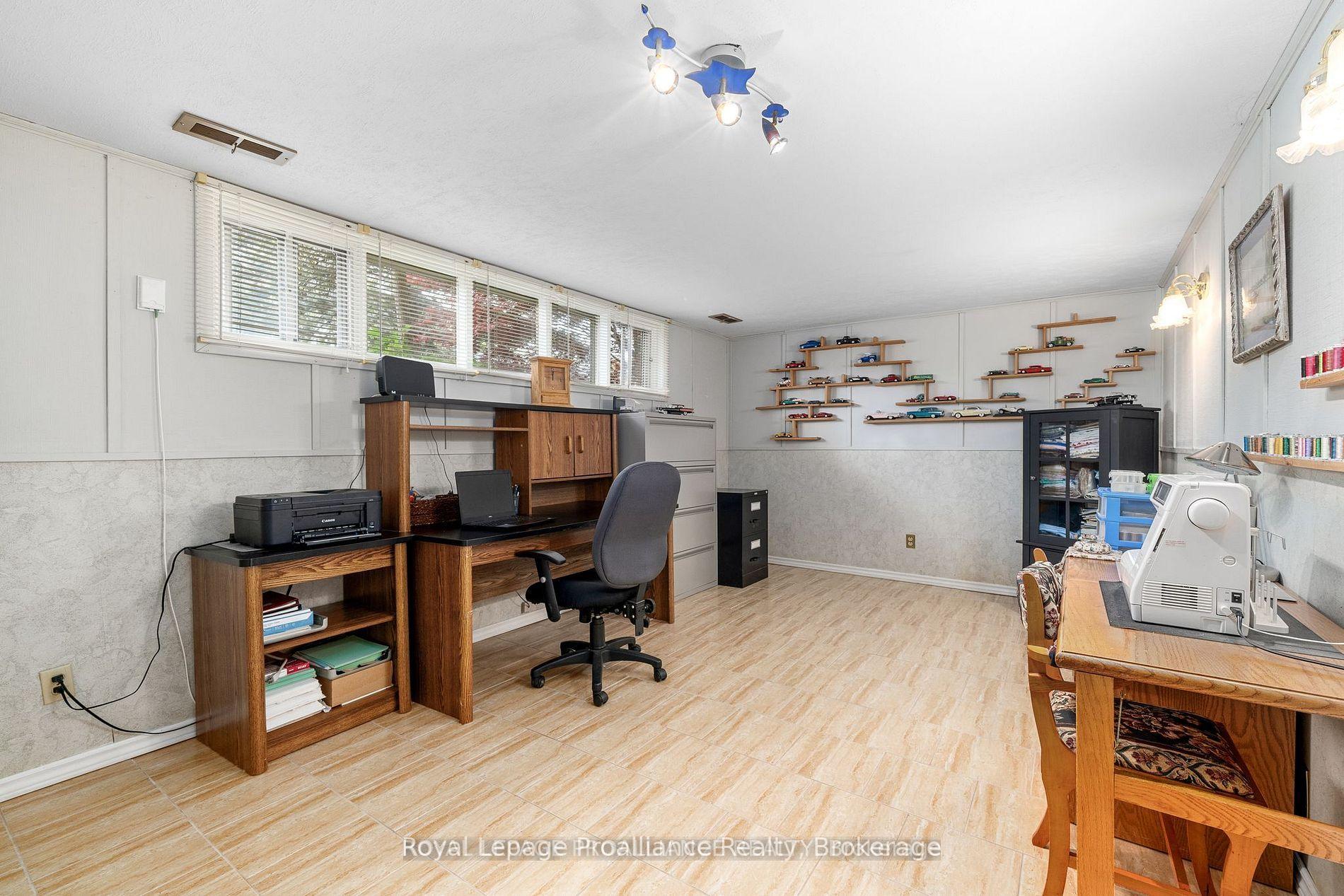 Photo 22 of 25 Keller Drive, Belleville, Belleville Ward — HOMEH