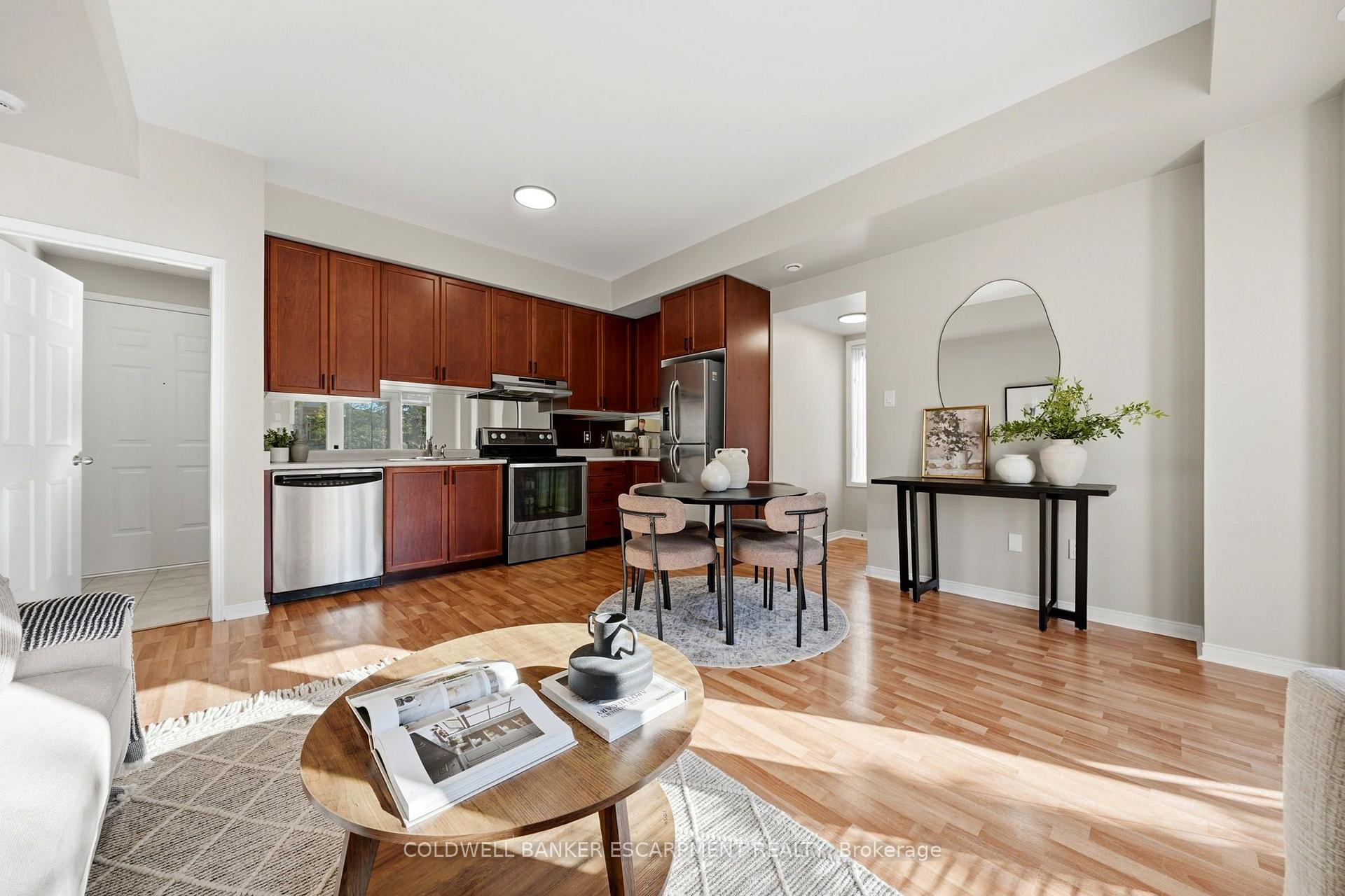 Photo 11 of Unit 142, 3050 Erin Centre Boulevard, Mississauga, Churchill Meadows — HOMEH