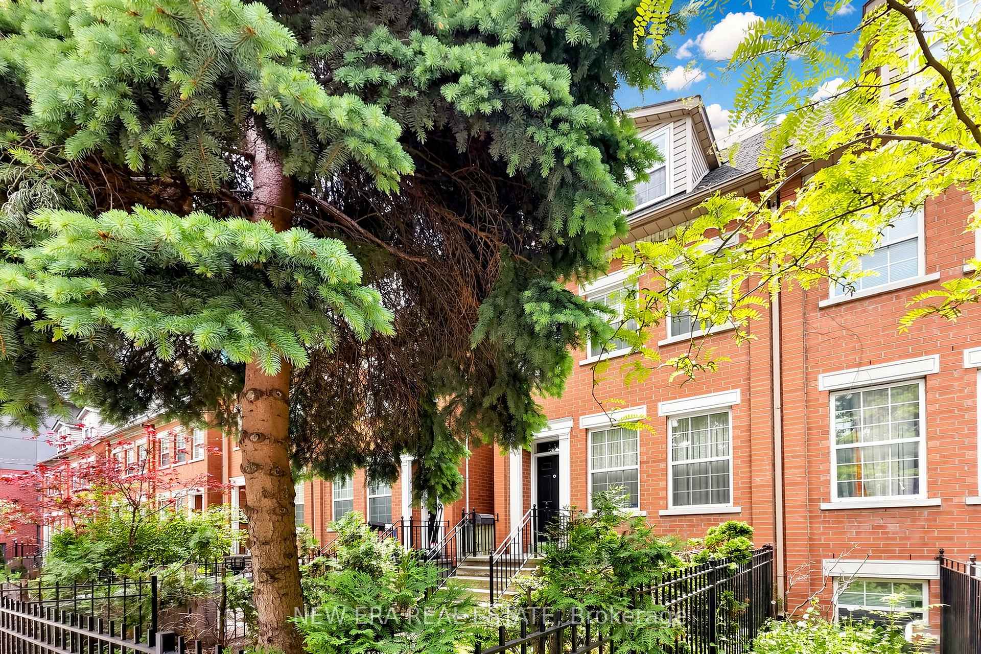 Photo 9 of 238 George Street, Toronto, Moss Park — HOMEH