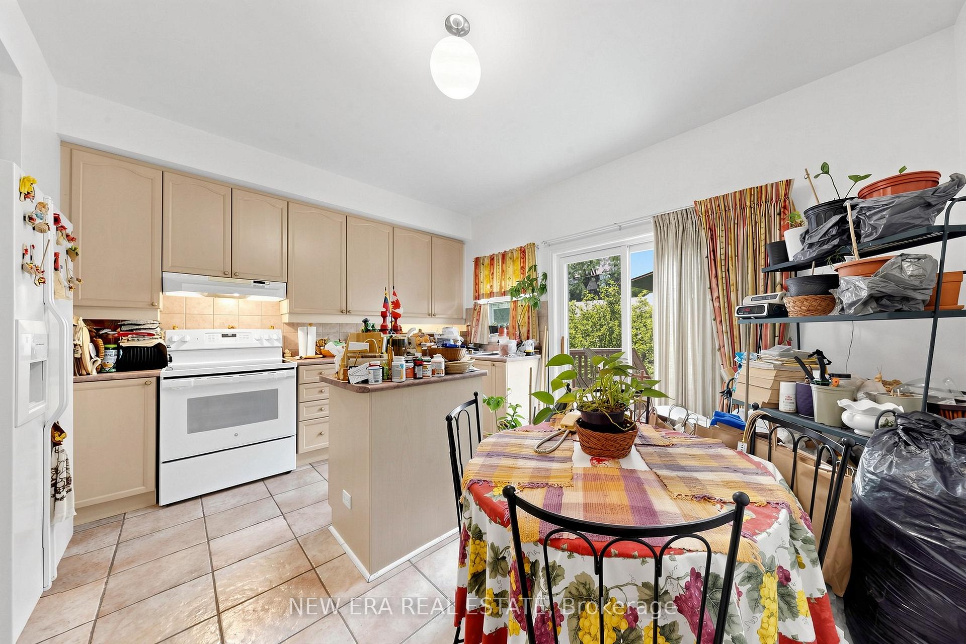 Photo 31 of 238 George Street, Toronto, Moss Park — HOMEH