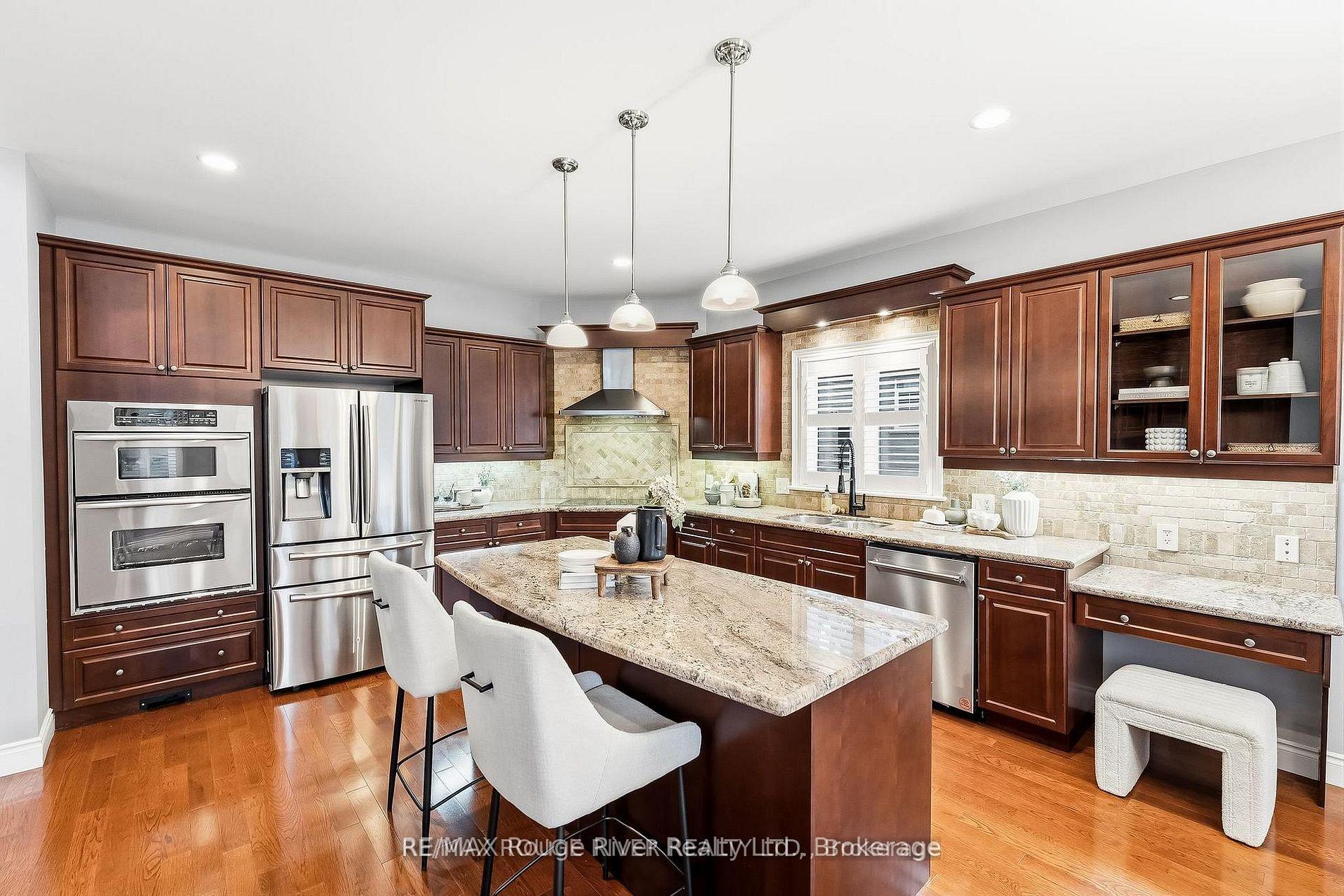 Photo 14 of 30 Hanover Court, Whitby, Lynde Creek — HOMEH