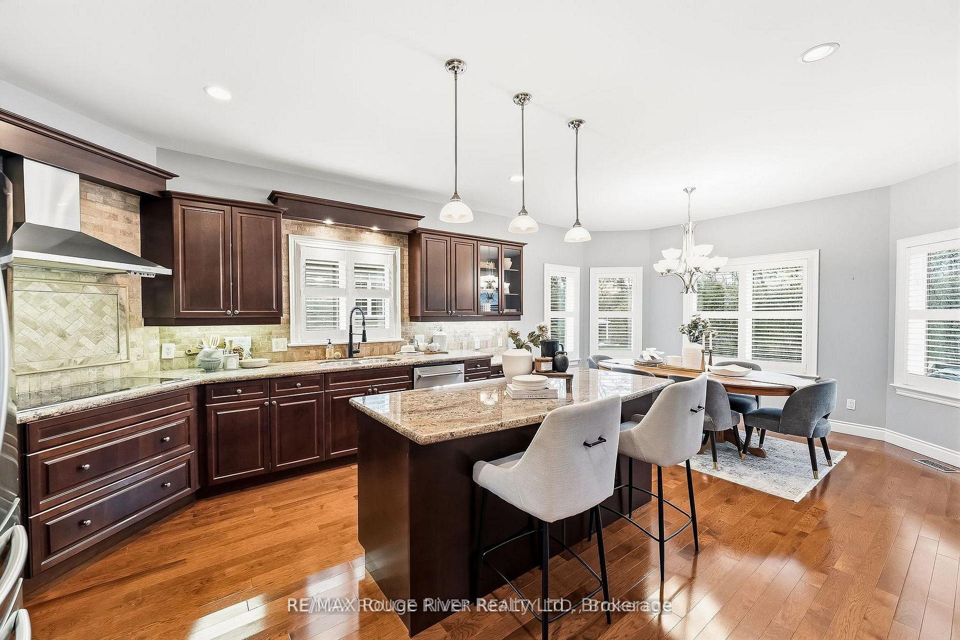 Photo 16 of 30 Hanover Court, Whitby, Lynde Creek — HOMEH