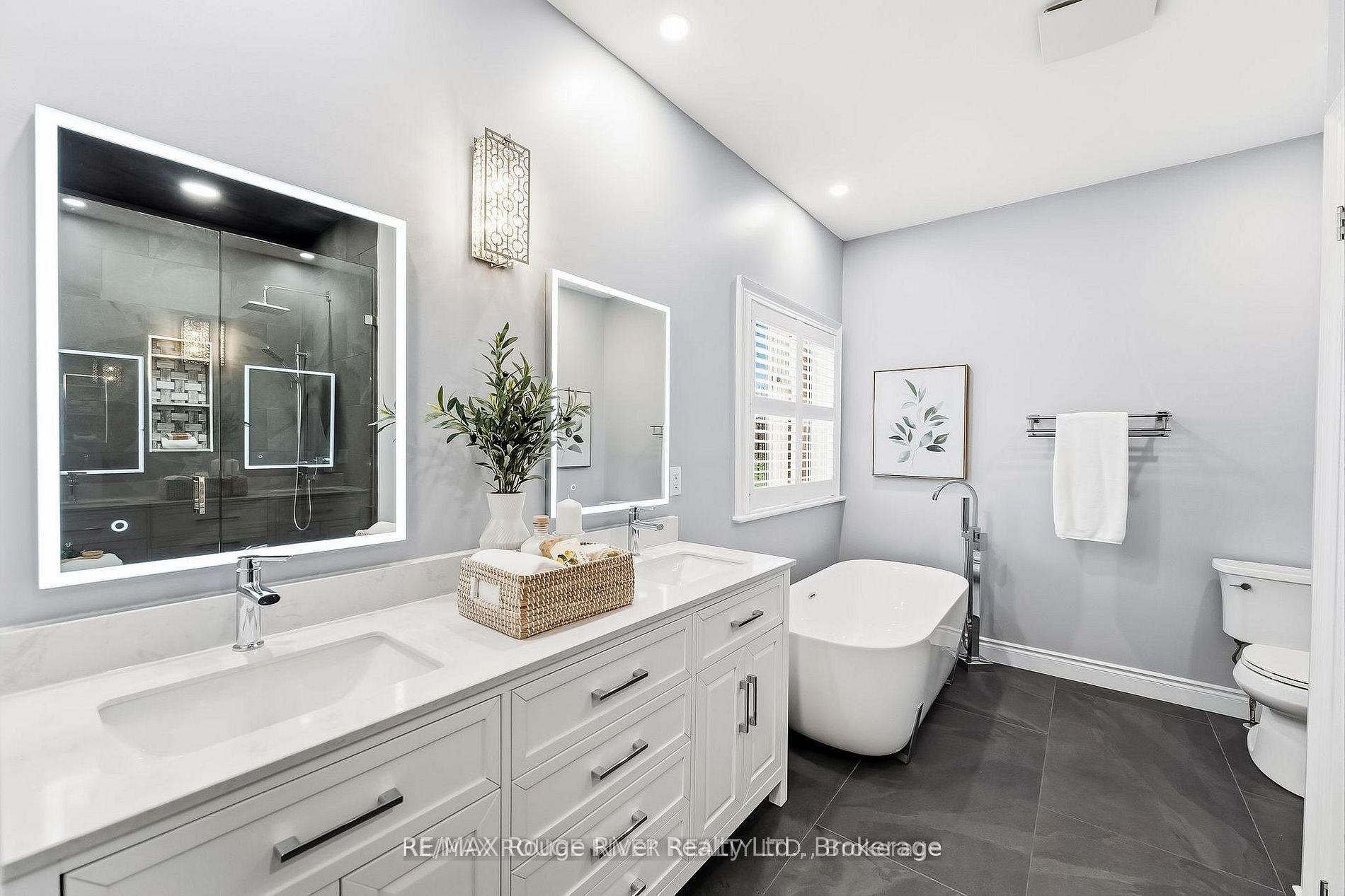 Photo 22 of 30 Hanover Court, Whitby, Lynde Creek — HOMEH