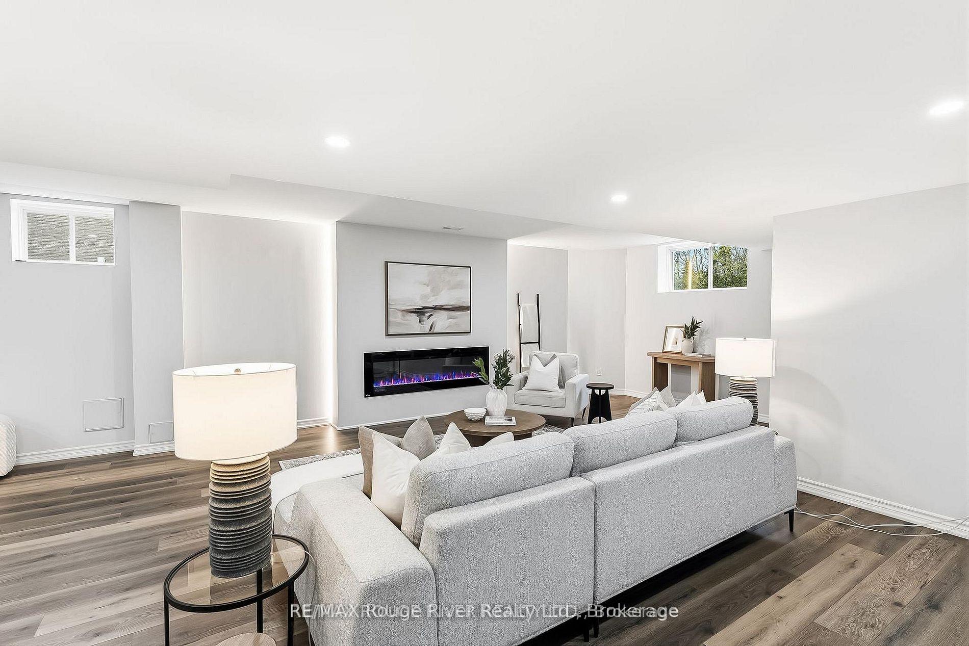 Photo 36 of 30 Hanover Court, Whitby, Lynde Creek — HOMEH