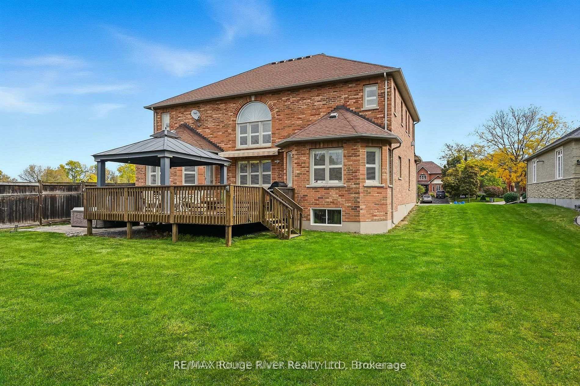Photo 45 of 30 Hanover Court, Whitby, Lynde Creek — HOMEH