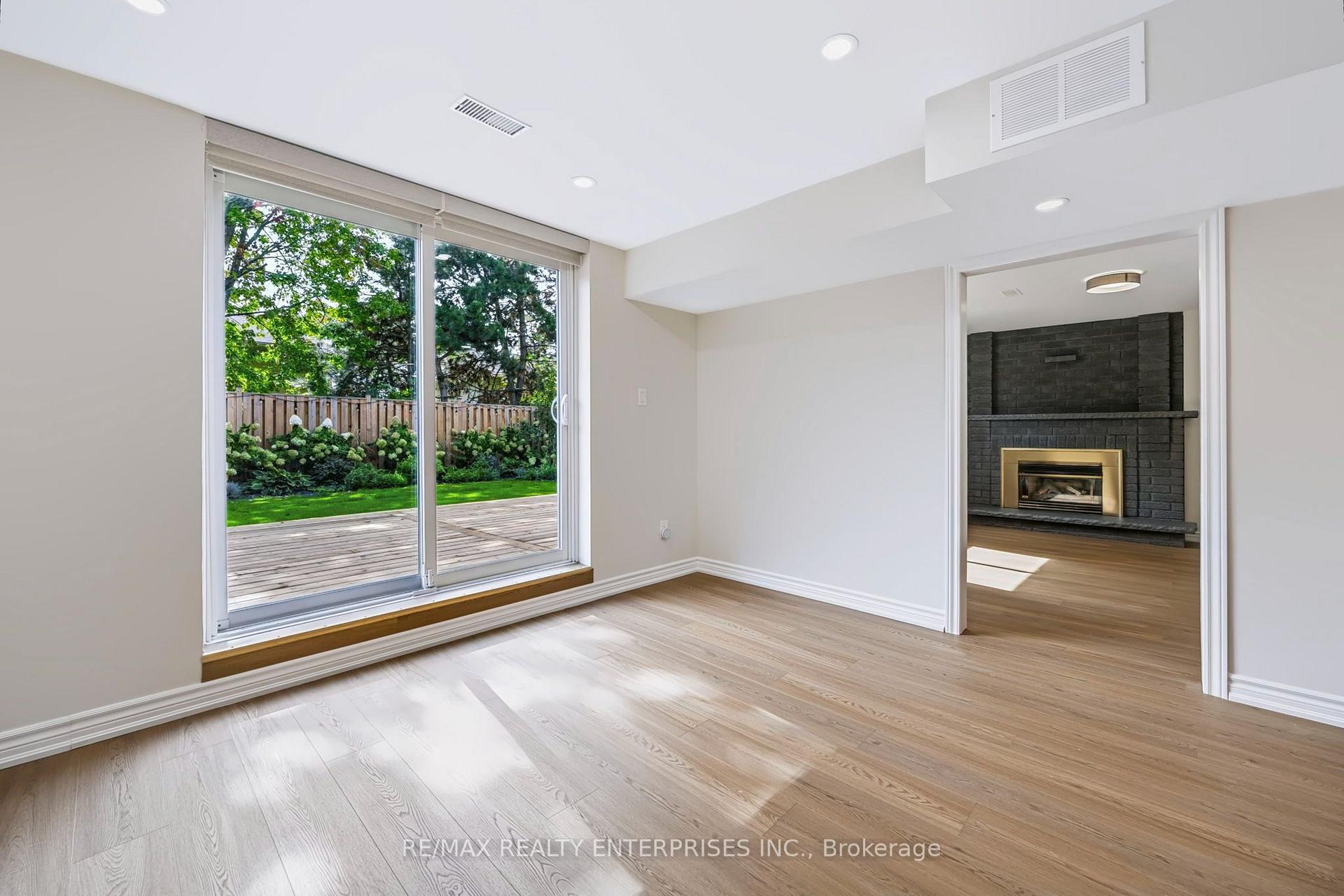Photo 2 of Unit Lower, 772 Gardner Avenue, Mississauga, Lakeview — HOMEH