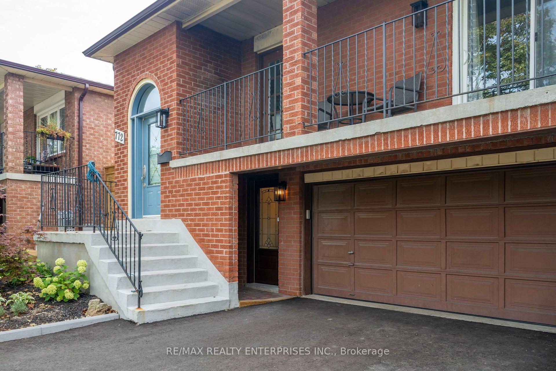 Photo 5 of Unit Lower, 772 Gardner Avenue, Mississauga, Lakeview — HOMEH