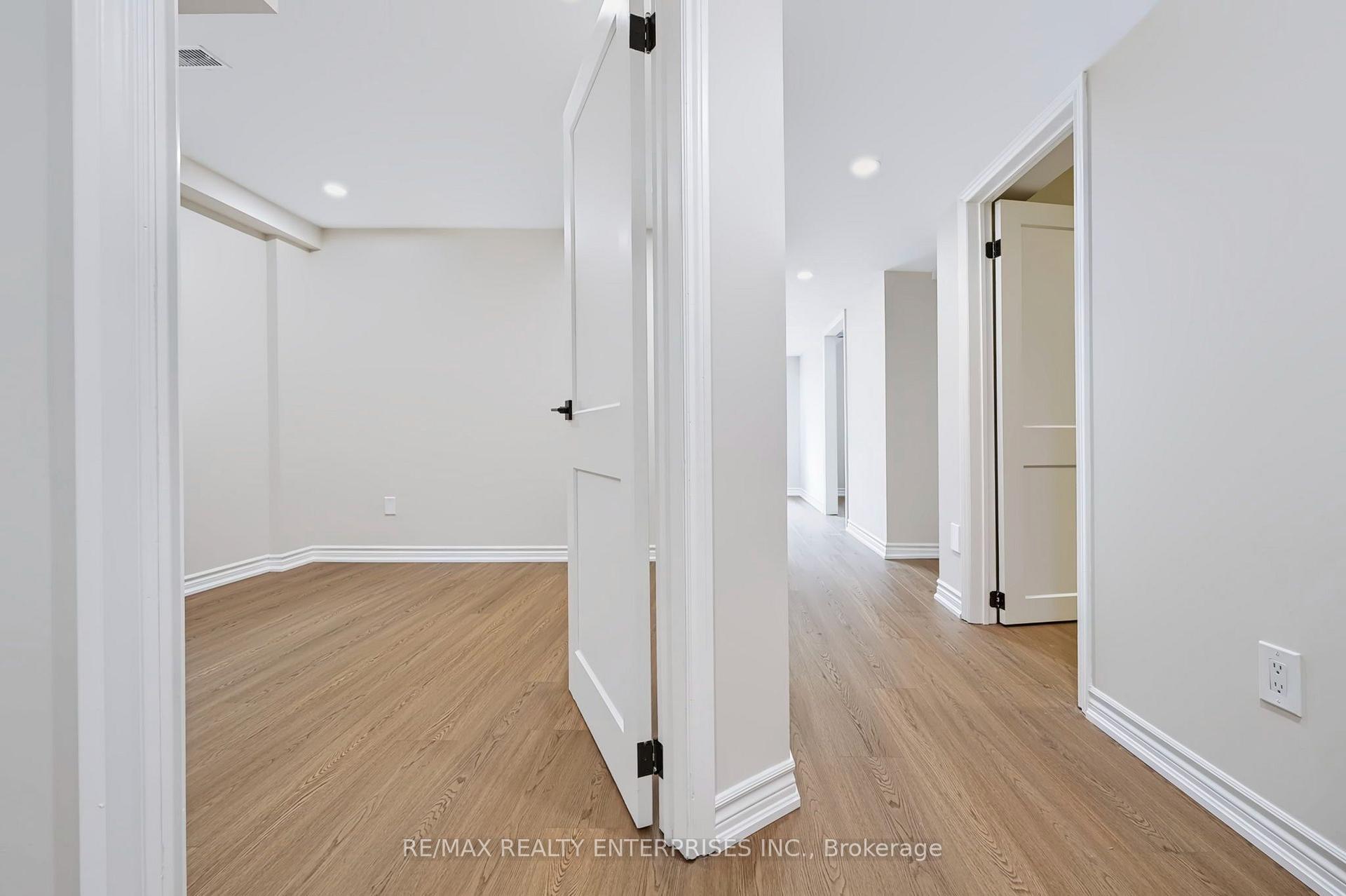 Photo 8 of Unit Lower, 772 Gardner Avenue, Mississauga, Lakeview — HOMEH