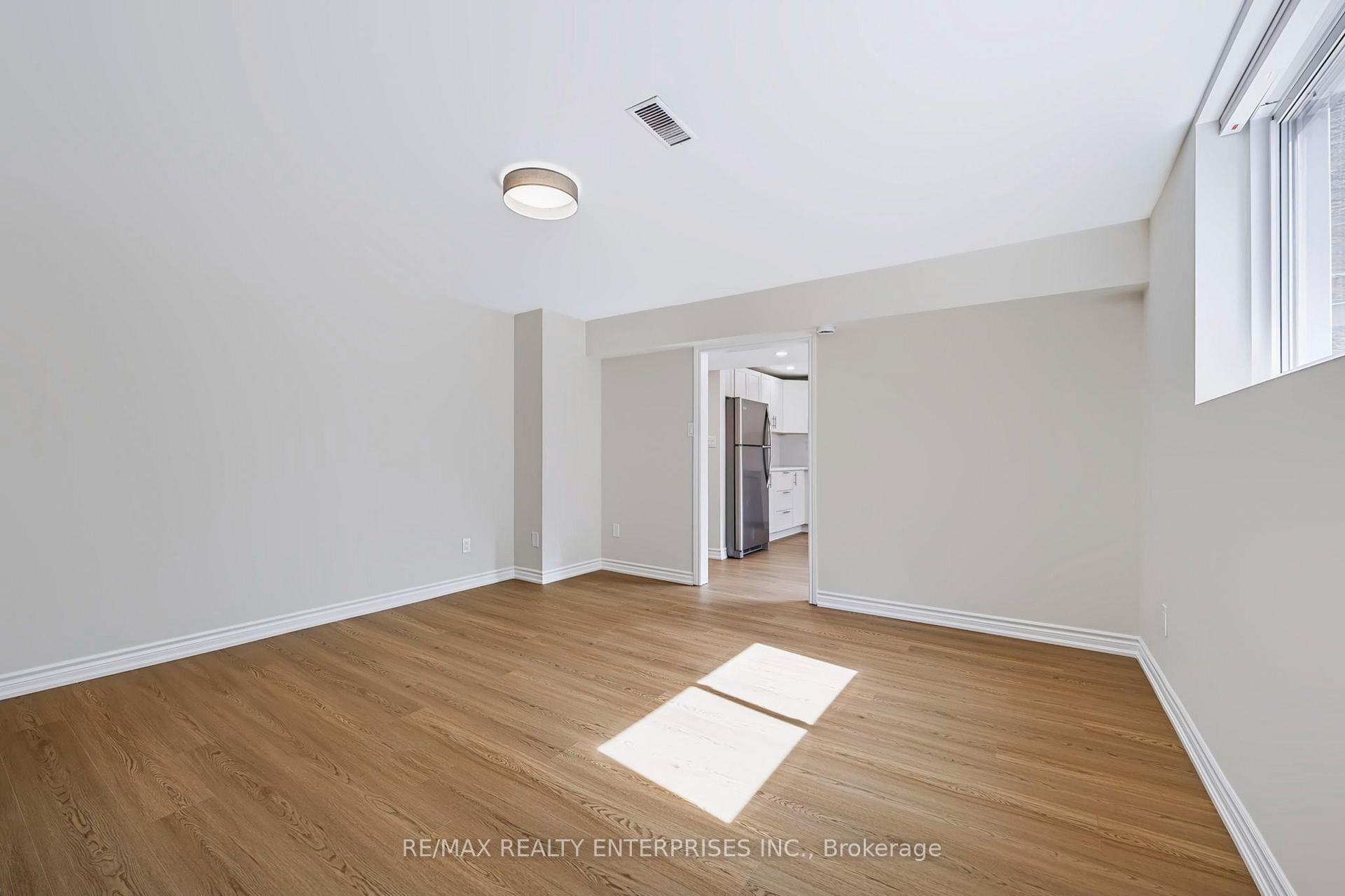 Photo 18 of Unit Lower, 772 Gardner Avenue, Mississauga, Lakeview — HOMEH