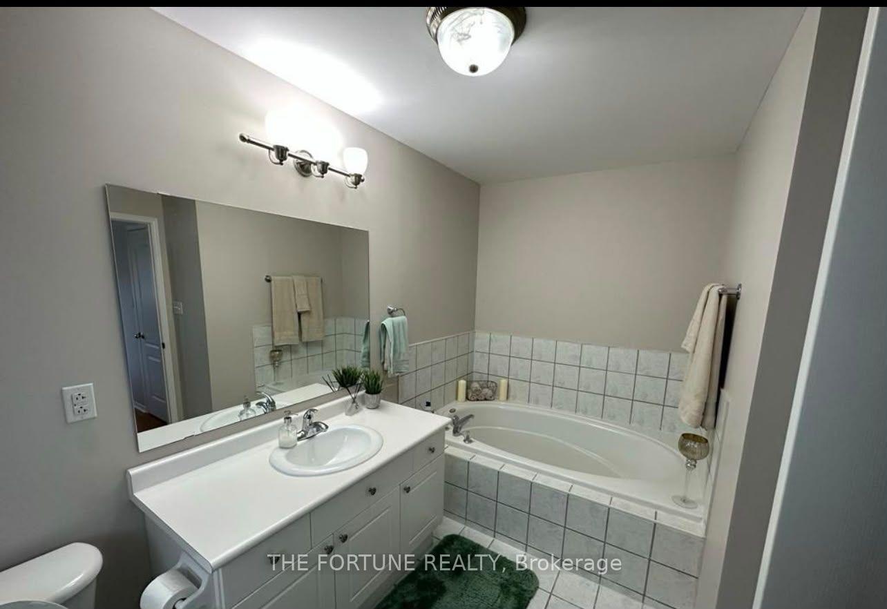 Photo 10 of Unit Upper, 22 Waterdale Road, Brampton, Fletcher's Meadow — HOMEH