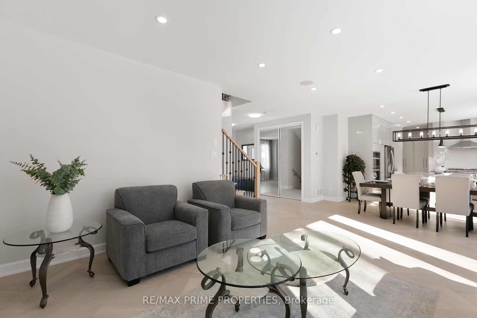 Photo 10 of 820 Mercier Crescent, Ottawa, Chapel Hill South - Orleans Village — HOMEH