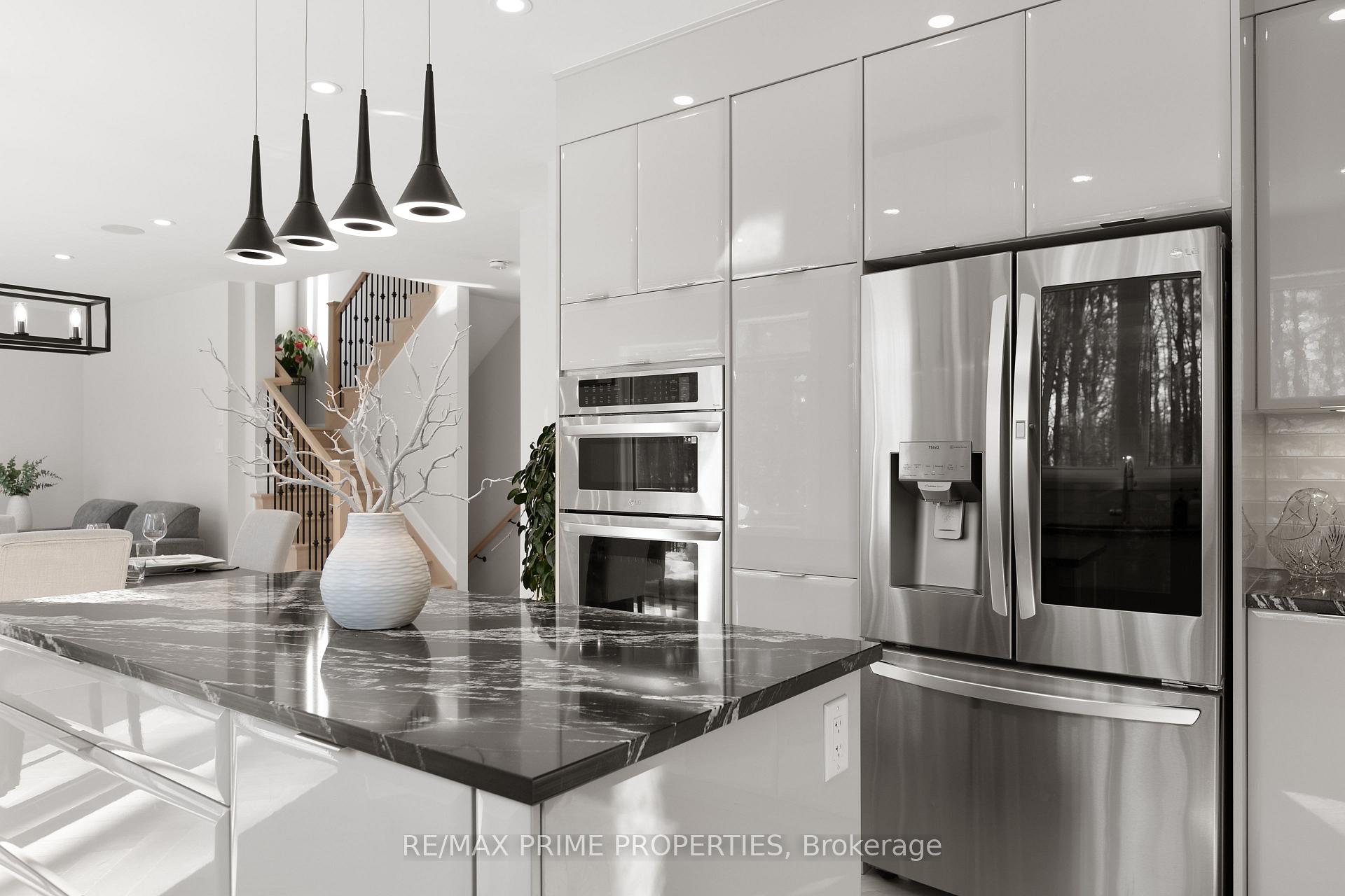 Photo 18 of 820 Mercier Crescent, Ottawa, Chapel Hill South - Orleans Village — HOMEH