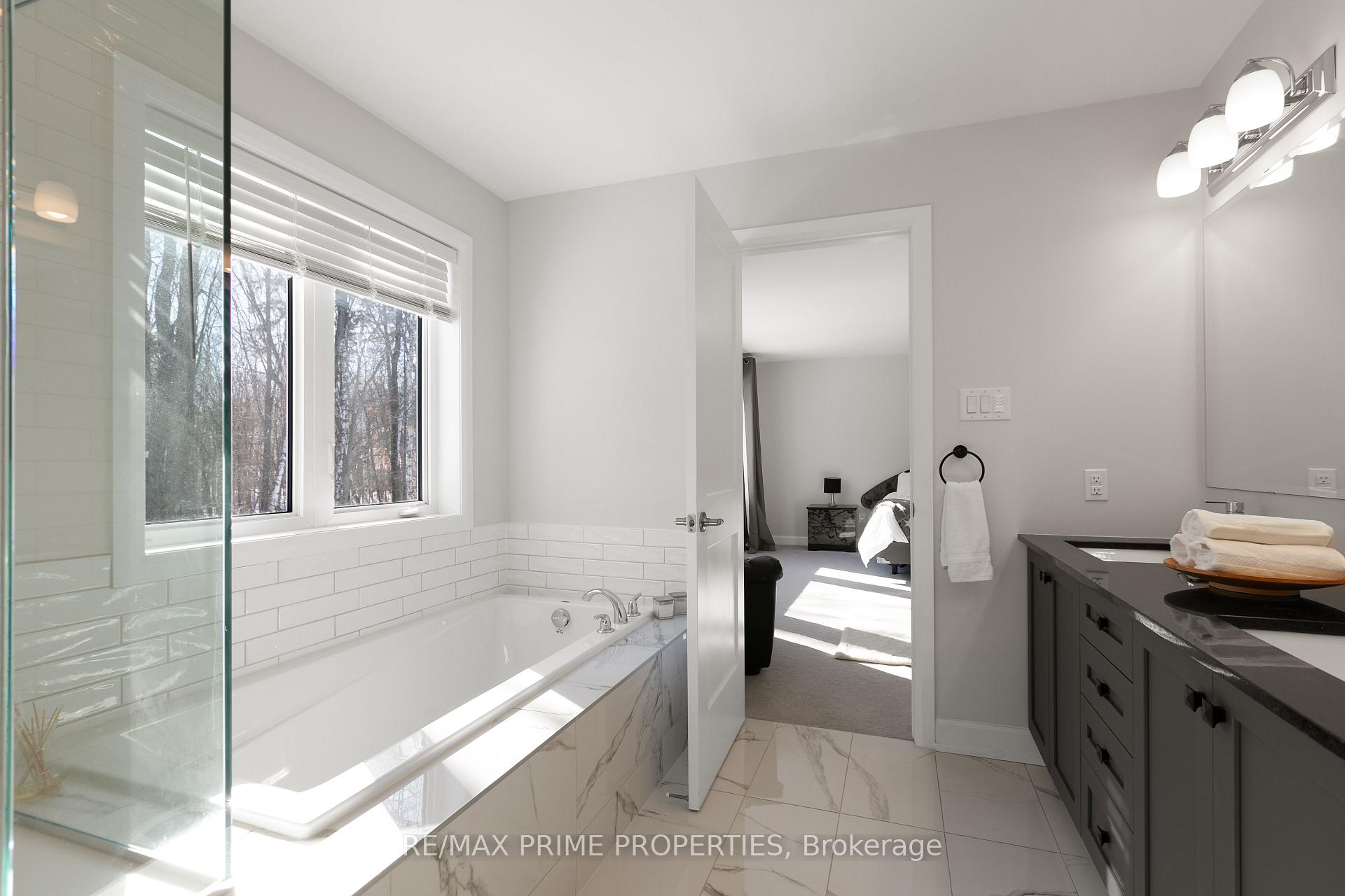 Photo 27 of 820 Mercier Crescent, Ottawa, Chapel Hill South - Orleans Village — HOMEH