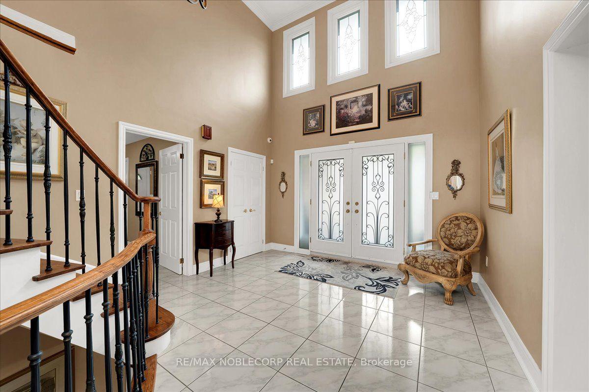 Photo 4 of 109 Wigwoss Drive, Vaughan, East Woodbridge — HOMEH