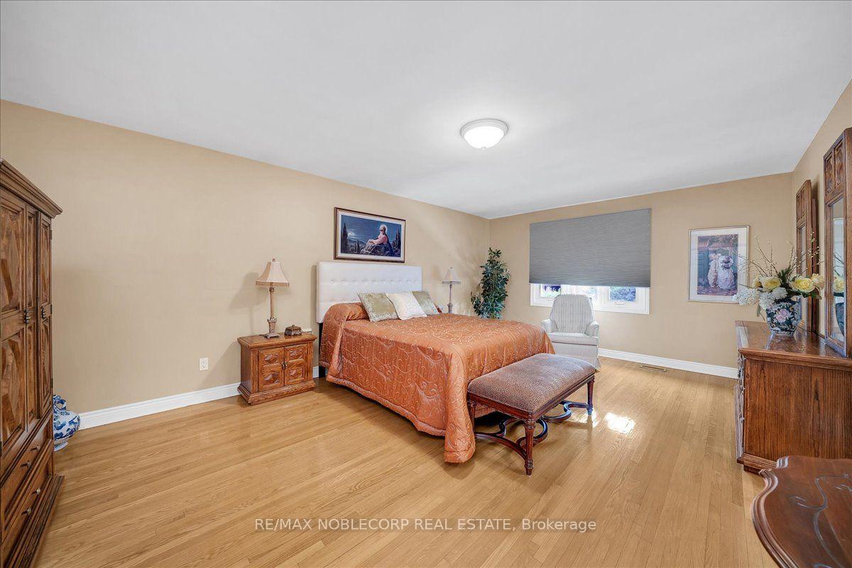 Photo 28 of 109 Wigwoss Drive, Vaughan, East Woodbridge — HOMEH