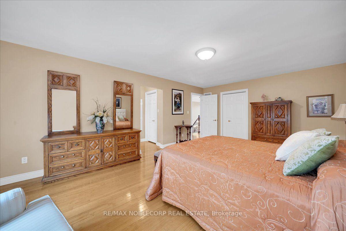 Photo 29 of 109 Wigwoss Drive, Vaughan, East Woodbridge — HOMEH