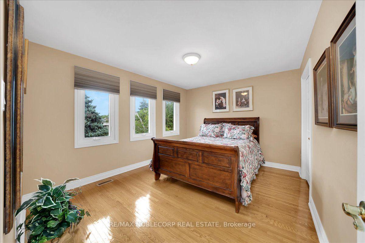 Photo 34 of 109 Wigwoss Drive, Vaughan, East Woodbridge — HOMEH