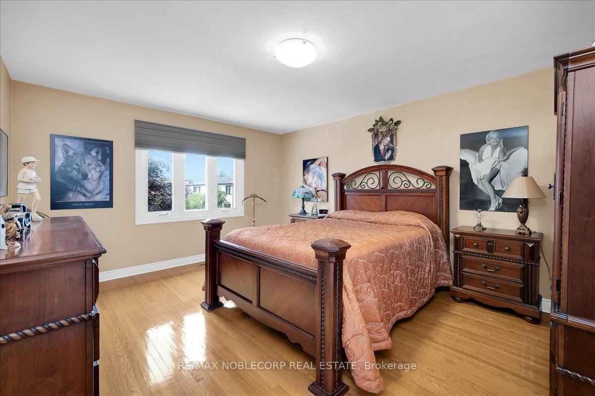 Photo 35 of 109 Wigwoss Drive, Vaughan, East Woodbridge — HOMEH