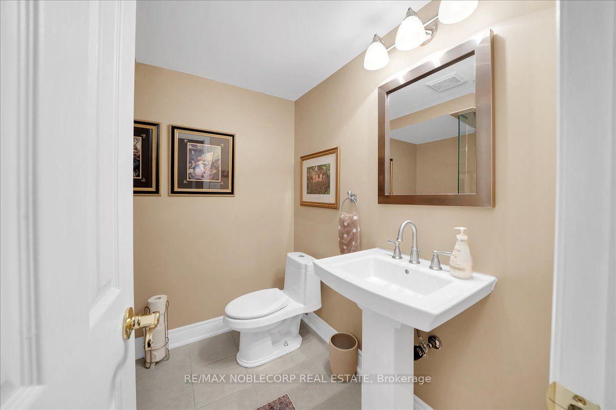 Photo 43 of 109 Wigwoss Drive, Vaughan, East Woodbridge — HOMEH
