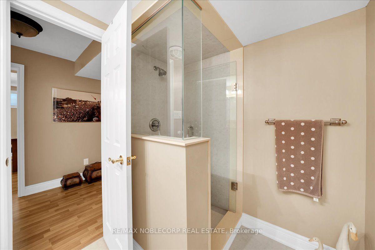 Photo 44 of 109 Wigwoss Drive, Vaughan, East Woodbridge — HOMEH
