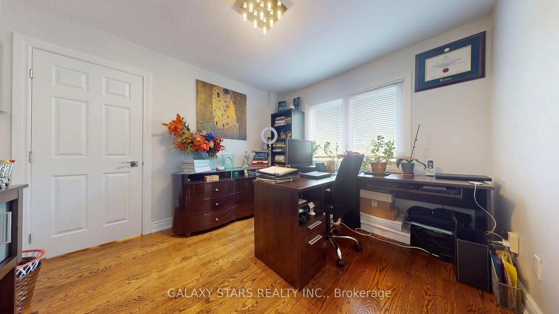 Photo 23 of 40 Nightstar Drive, Richmond Hill, Observatory — HOMEH