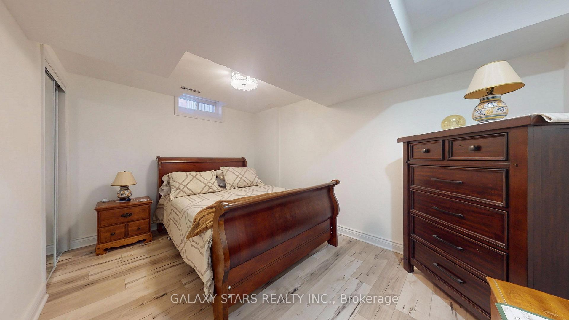 Photo 30 of 40 Nightstar Drive, Richmond Hill, Observatory — HOMEH