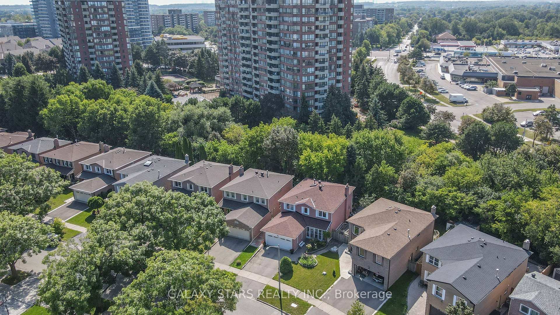 Photo 39 of 40 Nightstar Drive, Richmond Hill, Observatory — HOMEH